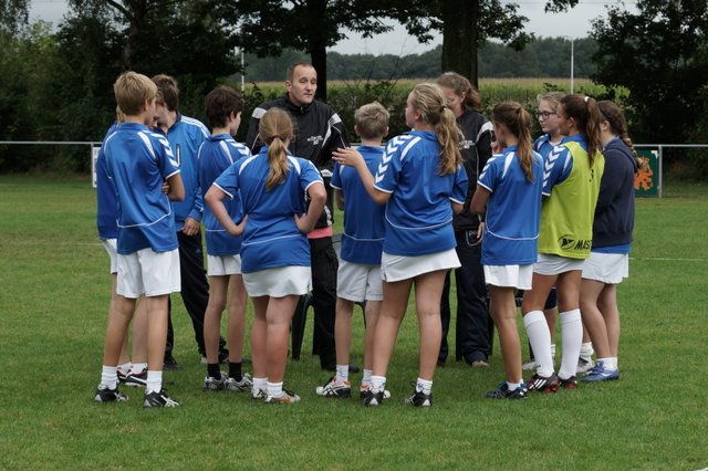 Korfbal C2  14 september-039.JPG